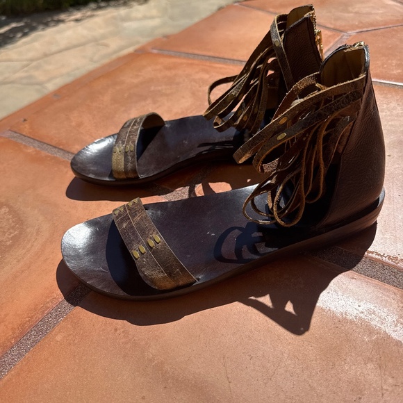 Colleen Cordero Gladiator Sandals - Picture 1 of 5